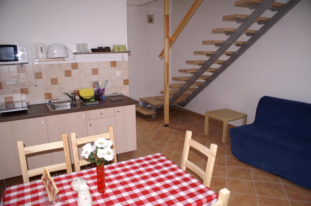 Oeregtoelgy Panzio Hotel Csongrád Quarto foto